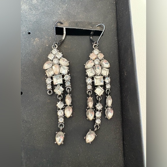 Simply Vera Vera Wang Chandler Rhinestone Earrings (New In Box With Defects) - Picture 4 of 7